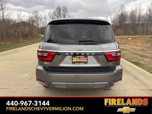 Used 2024 Nissan Armada SL AWD/4WD image 8