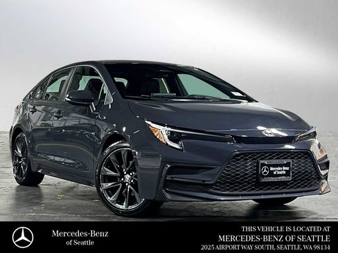 Used 2024 Toyota Corolla XSE FWD image 1
