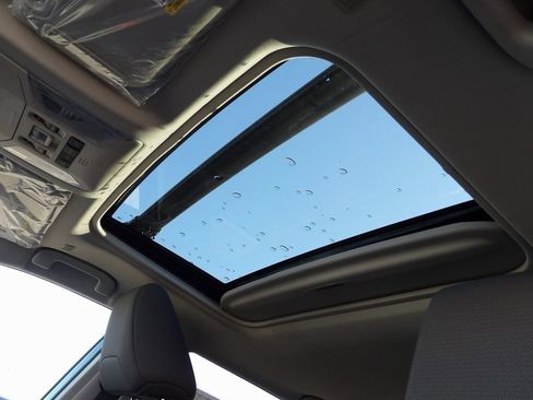 New 2025 Toyota RAV4 XLE image 12