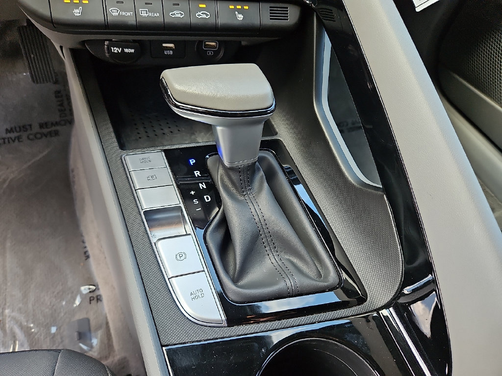 Used 2023 Hyundai Elantra SEL w/ Convenience Package FWD image 16