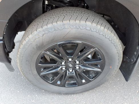 Used 2024 Ford F150 Platinum w/ Equipment Group 702A High image 10