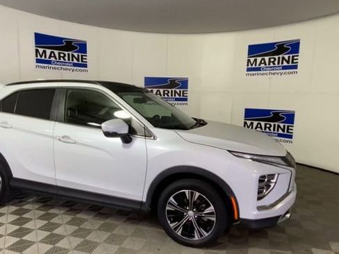 Used 2022 Mitsubishi Eclipse Cross SE image 3