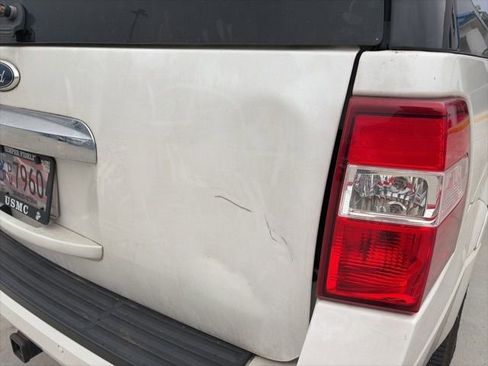 Used 2013 Ford Expedition EL Limited image 12