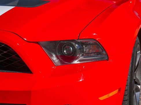 Used 2011 Ford Mustang Shelby GT500 w/ Electronics Pkg image 14