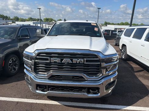 Used 2025 RAM 2500 Big Horn AWD/4WD image 5