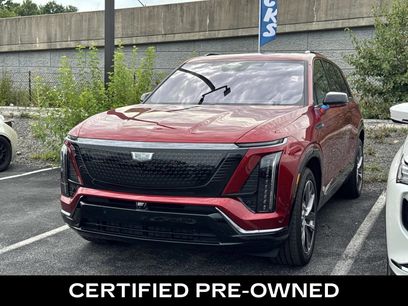 Certified 2026 Cadillac Vistiq Sport w/ LPO, Floor Liner Package