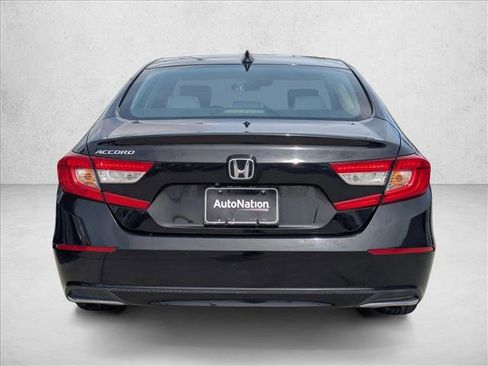 Used 2020 Honda Accord LX image 7
