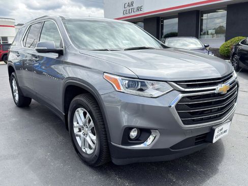 Used 2019 Chevrolet Traverse LT w/ LPO, Floor Liner Package AWD/4WD image 3