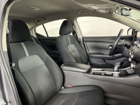Certified 2022 Nissan Sentra SV FWD image 23
