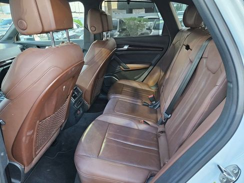 Used 2018 Audi Q5 2.0T Premium Plus w/ Premium Plus Package AWD/4WD image 10