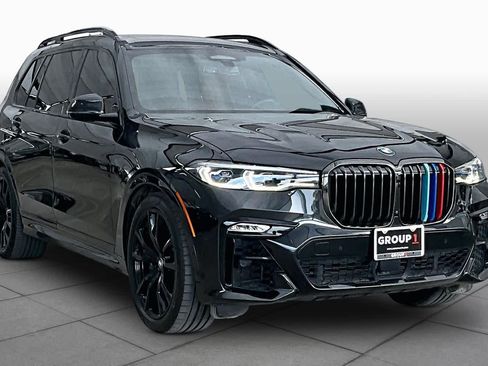 Used 2022 BMW X7 M50i AWD/4WD image 3