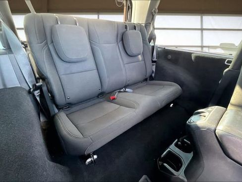 Used 2020 Jeep Wrangler Sport image 27