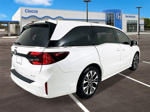 New 2026 Honda Odyssey Elite image 5