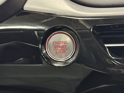 Used 2023 Acura MDX SH-AWD w/ Technology Package image 30