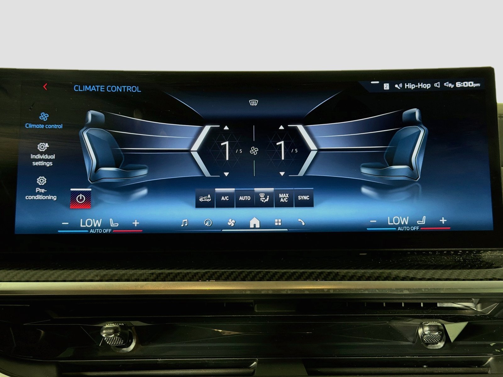Used 2026 BMW X6 M60i AWD/4WD image 16