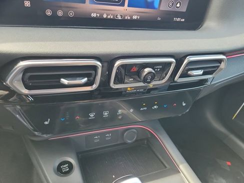 New 2026 Nissan Sentra SR w/ SR Premium Package image 17