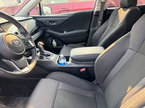 Used 2024 Subaru Outback Premium AWD/4WD image 10