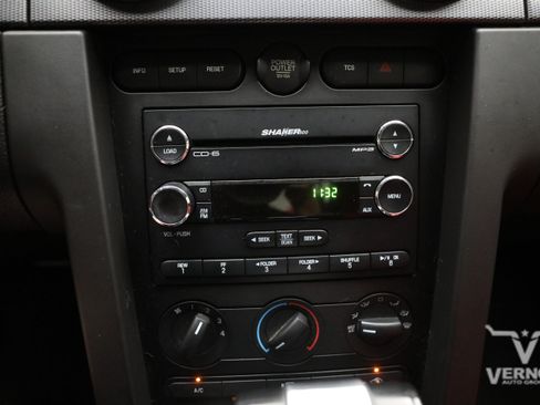 Used 2009 Ford Mustang GT RWD image 44