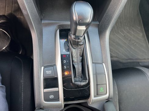 Used 2019 Honda Civic EX image 12
