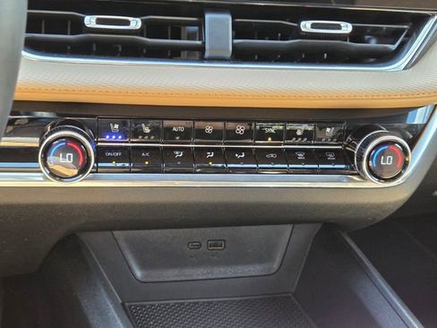 Certified 2026 Chevrolet Equinox ACTIV w/ Convenience Package III image 33