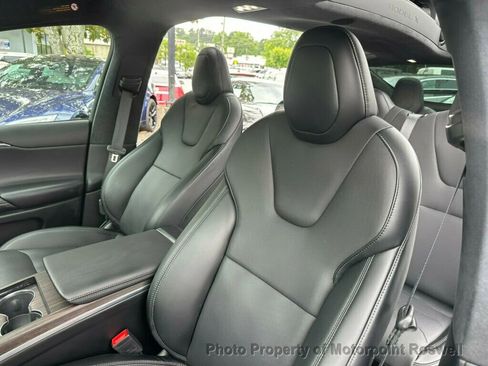 Used 2025 Tesla Model X AWD/4WD image 13