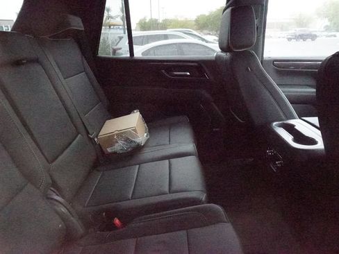 Used 2026 GMC Yukon Elevation w/ LPO, Floor Liner Package RWD image 10
