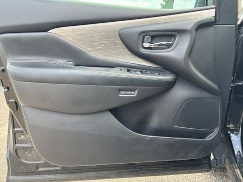 Used 2016 Nissan Murano SL w/ SL Technology Package AWD/4WD image 12