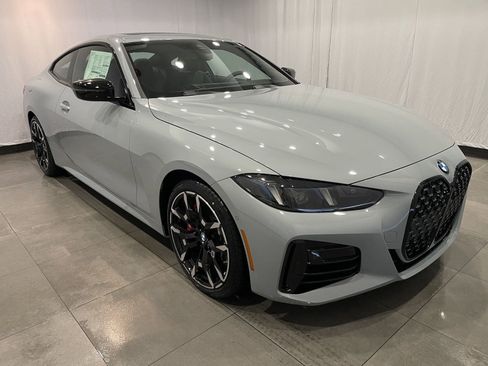 Used 2025 BMW 430i xDrive Coupe w/ M Sport Package image 3