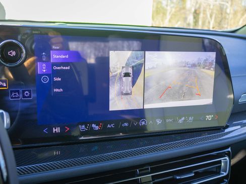 New 2026 Chevrolet Traverse High Country image 16