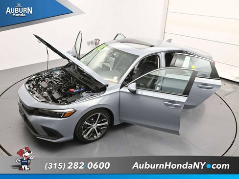 Used 2024 Honda Civic Touring image 32