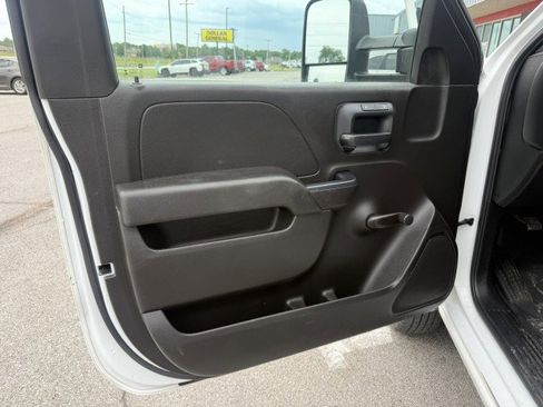 Used 2018 Chevrolet Silverado 3500 W/T RWD image 26
