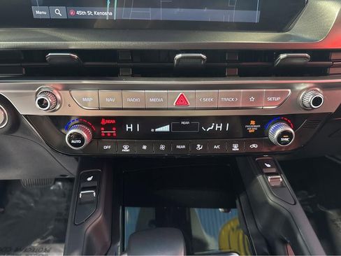 Used 2025 Kia Telluride S image 23