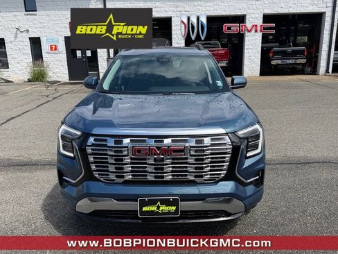New 2027 GMC Terrain Denali w/ LPO, Floor Liner Package AWD/4WD image 5