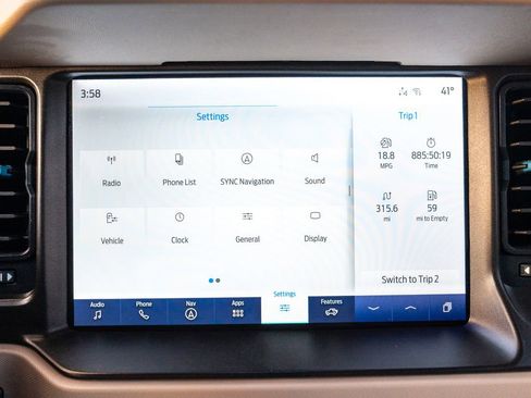 Used 2023 Ford Bronco Wildtrak image 25