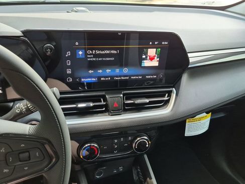 New 2026 Chevrolet TrailBlazer LT w/ Driver Confidence Package FWD image 22