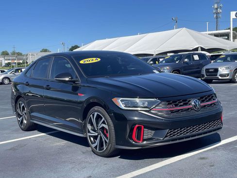 Used 2024 Volkswagen Jetta GLI Autobahn FWD image 1