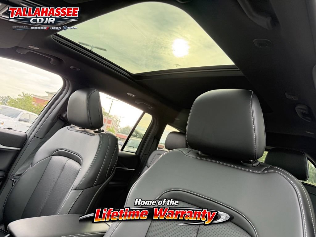 New 2026 Jeep Grand Cherokee Limited RWD image 31