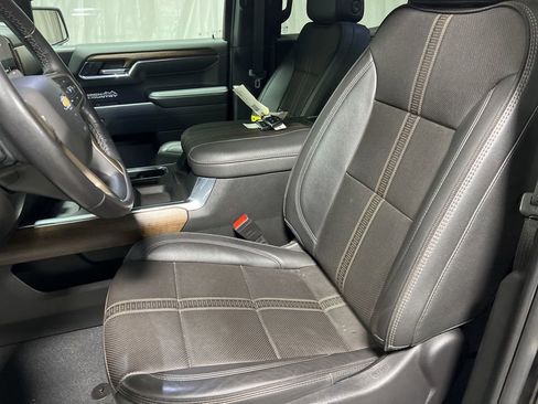 Used 2023 Chevrolet Silverado 1500 High Country w/ Max Trailering Package image 31