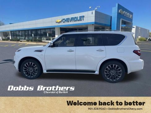 Used 2022 Nissan Armada Platinum w/ Captain's Chairs Package AWD/4WD image 4