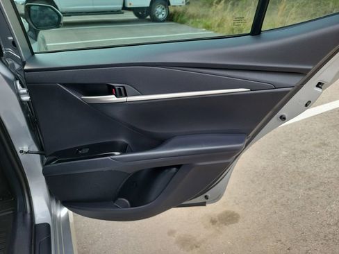 Used 2025 Toyota Camry LE image 36