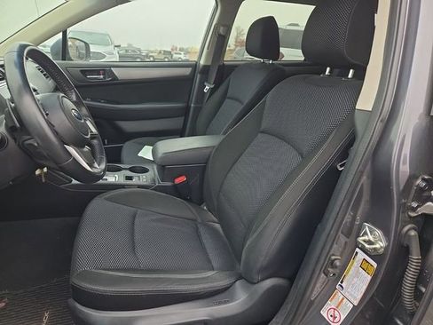 Used 2018 Subaru Outback 2.5i Premium image 10