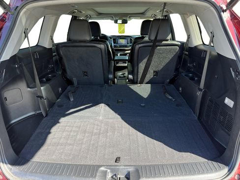 Used 2015 Toyota Highlander Limited Platinum AWD/4WD image 17