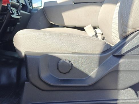 Used 2019 Ford F150 XLT w/ Trailer Tow Package image 11