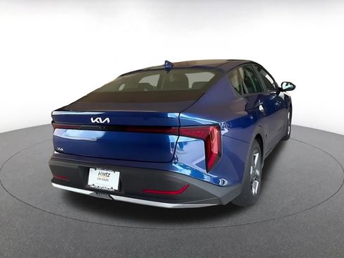 Used 2025 Kia K4 FWD image 15
