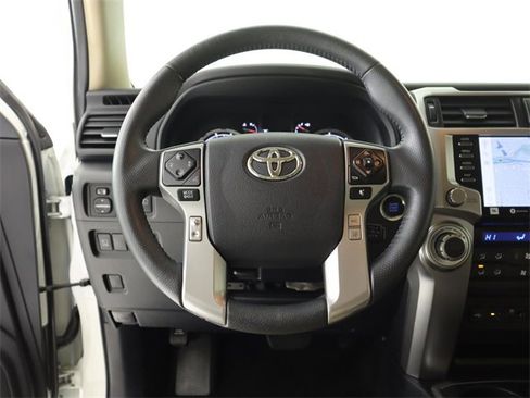 Used 2022 Toyota 4Runner Limited image 20