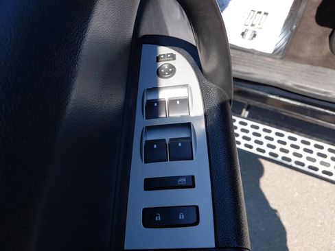 Used 2009 GMC Sierra 3500 SLE w/ SLE Preferred Package AWD/4WD image 16