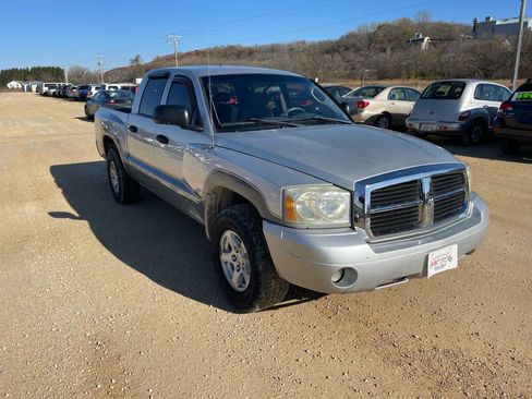 Used 2007 Dodge Dakota SLT w/ Trailer Tow Group image 6
