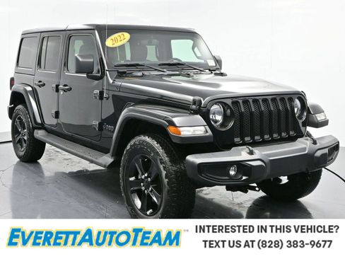 Used 2022 Jeep Wrangler Unlimited Sahara image 1