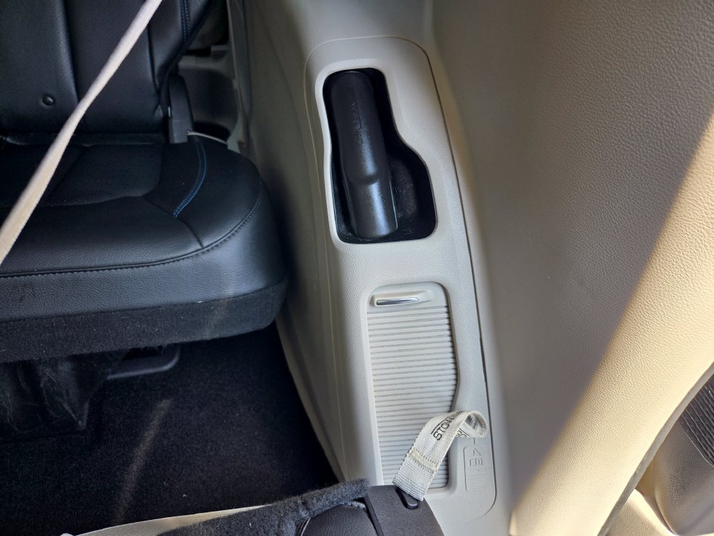 Used 2021 Chrysler Pacifica Touring-L w/ Uconnect Theater Family Group AWD/4WD image 46