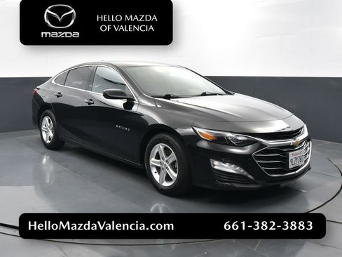 Used 2022 Chevrolet Malibu LT image 1